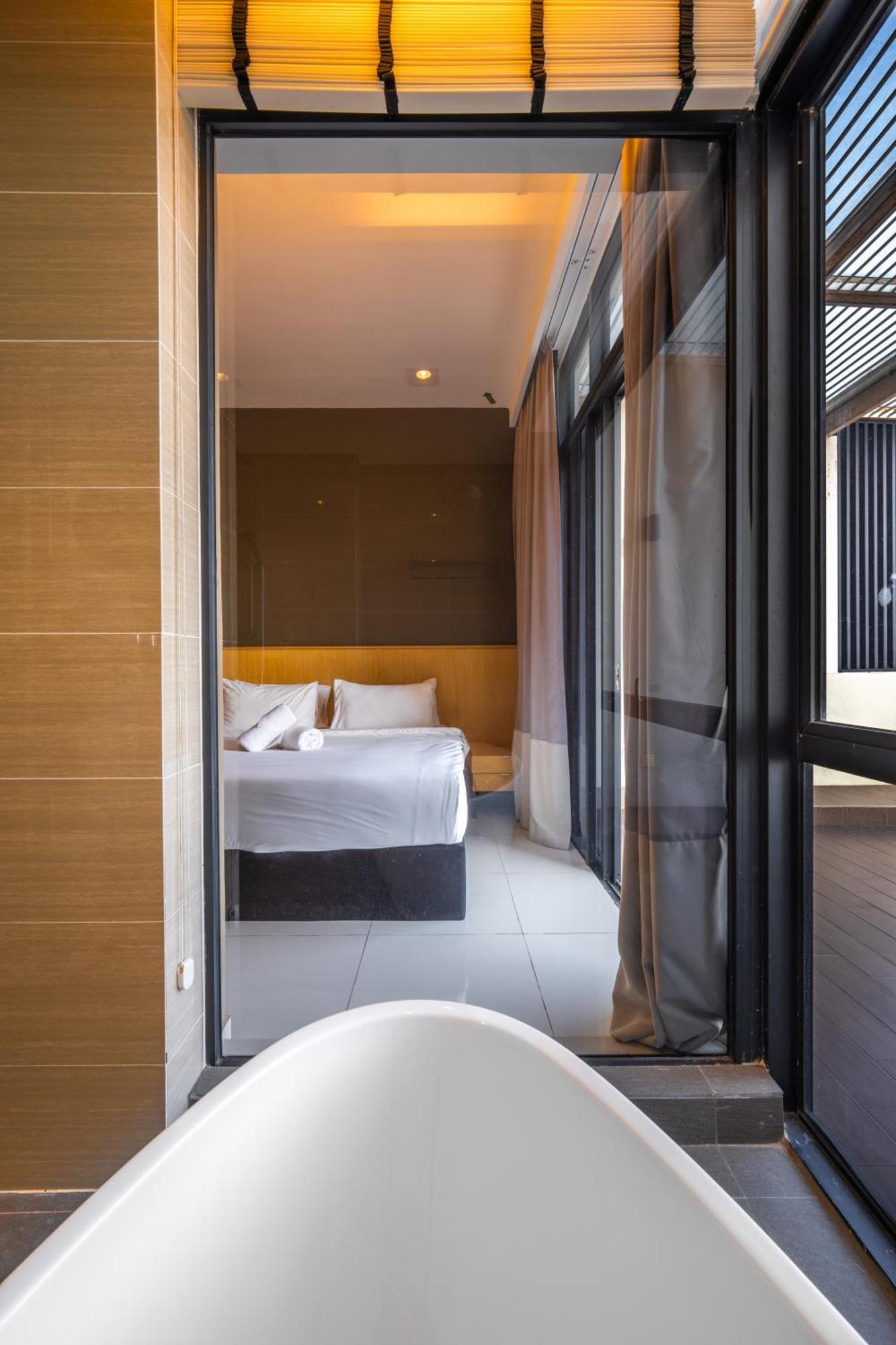 Greystone 99 Suites Malacca Екстериор снимка