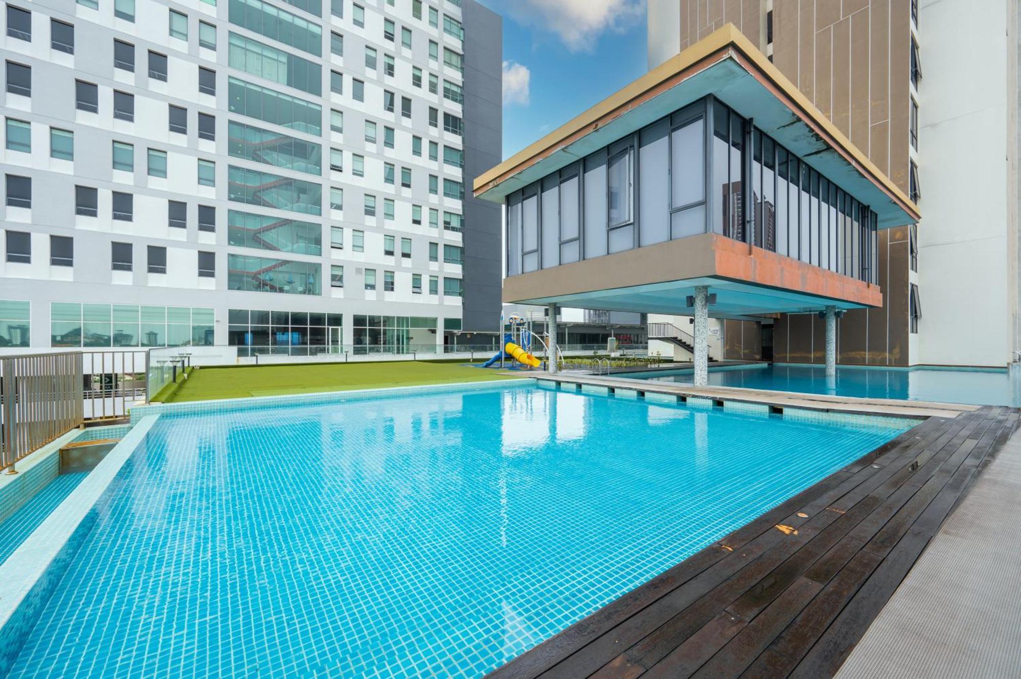 Greystone 99 Suites Malacca Екстериор снимка