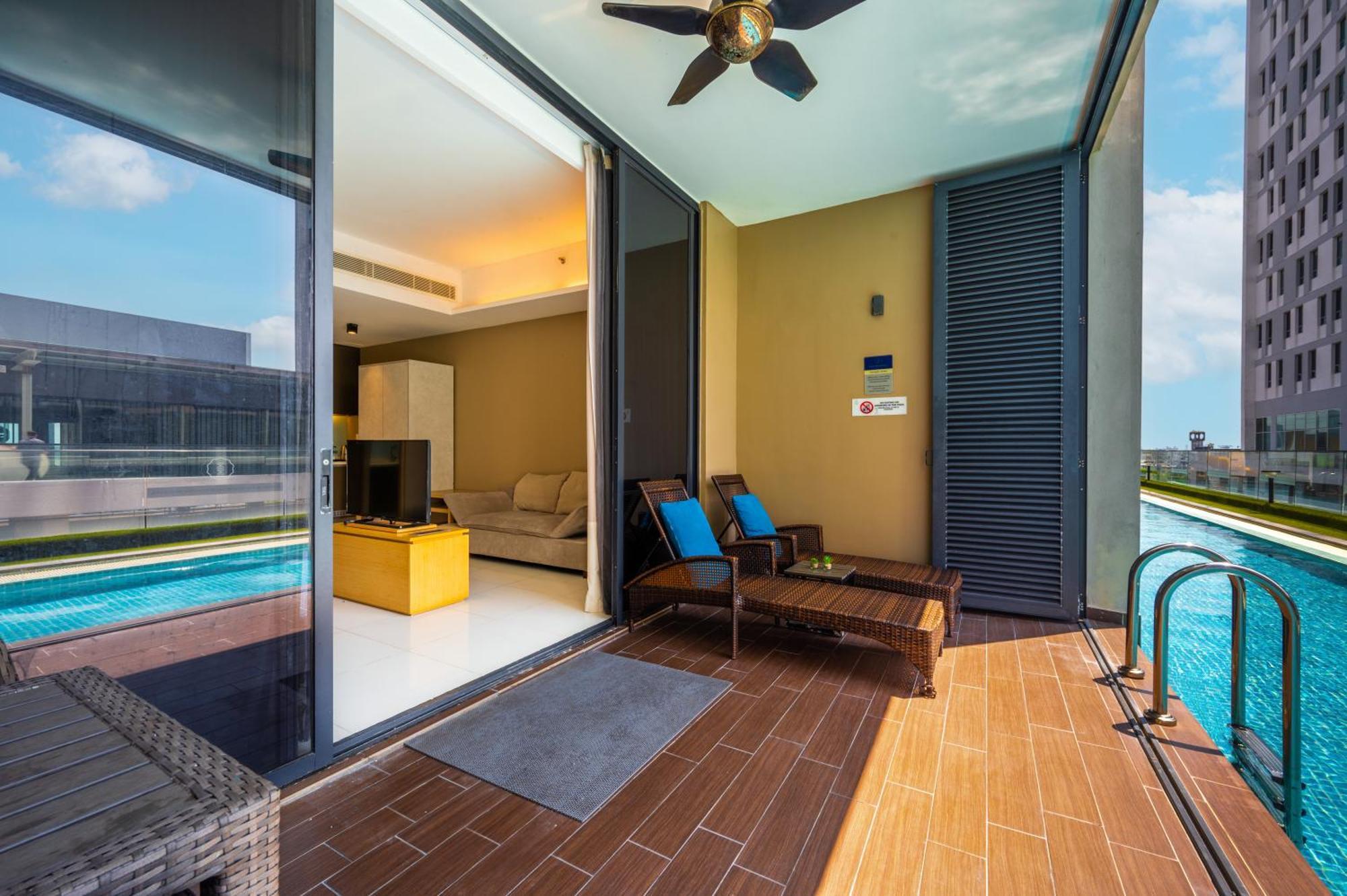 Greystone 99 Suites Malacca Екстериор снимка